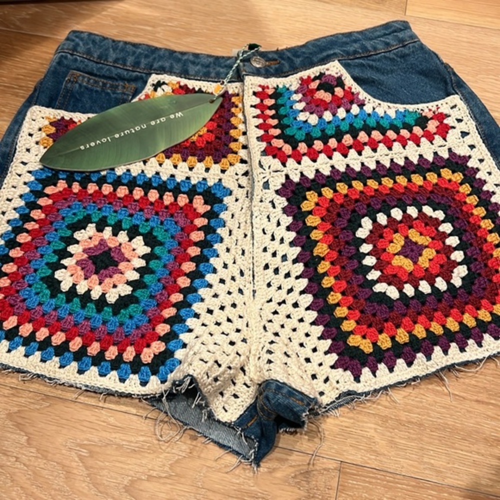 FARM‎ RIO Boho/Bohemian Crochet Jean Shorts Size Medium NWT large